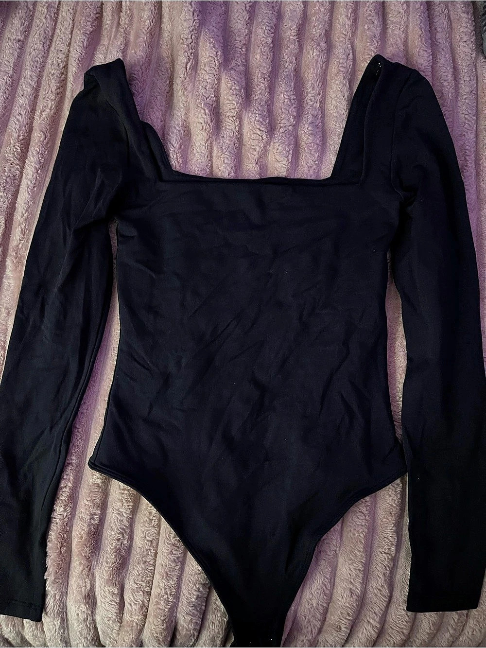 Babaton Contour Squareneck Longsleeve Bodysuit